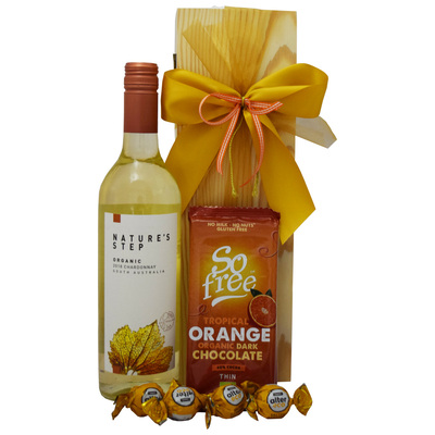 Organic Wine and Chocolates Gift Hamper