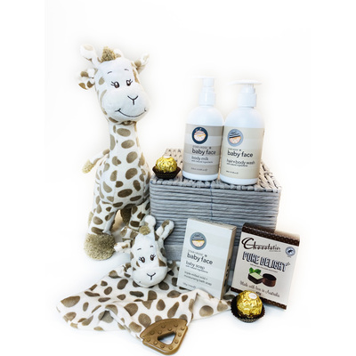 Neutral Baby Giraffe Gift Hamper