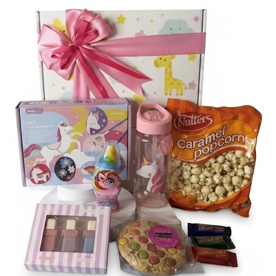 Magic Unicorn Art Kit Hamper